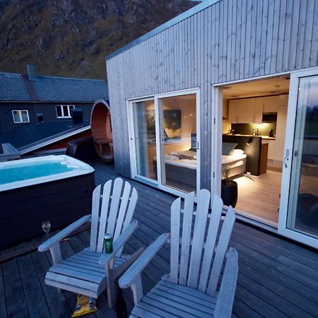 Unstad Arctic Resort Unnstad Bagian luar foto